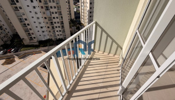Apartamento de 2 quartos com Varanda e Elevador