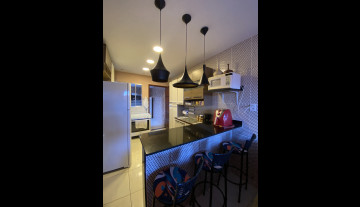 Casa com 2 quartos e quintal